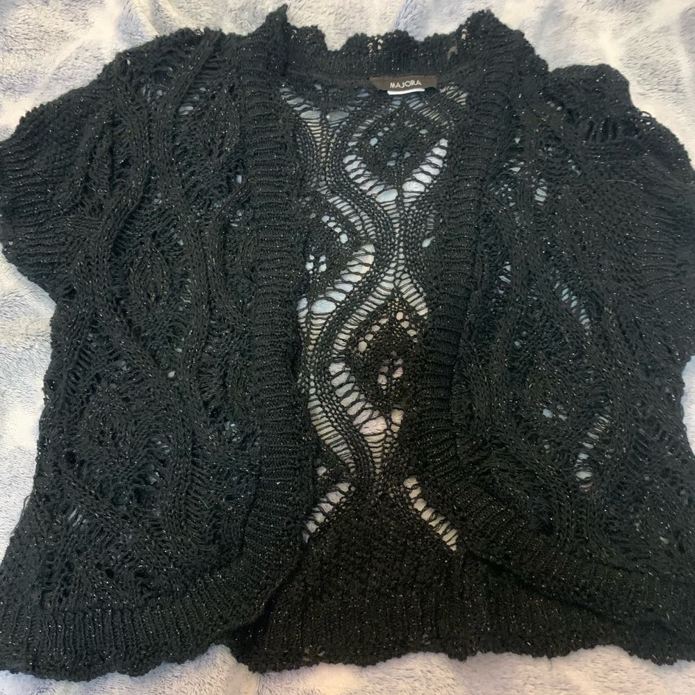 Cute Boho shortsleeved sweater!